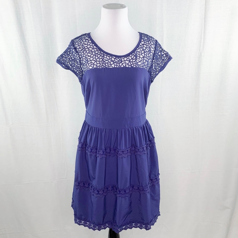 C. Luce short sleeve dress lace & netting detail